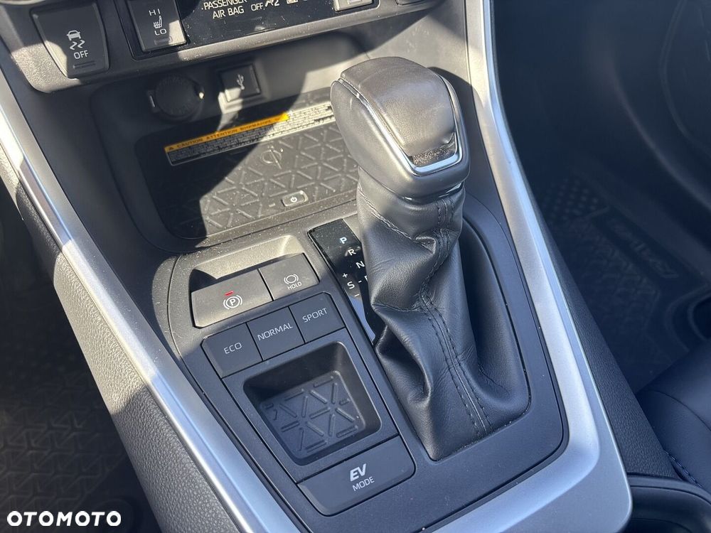 Toyota RAV4 2.5 Hybrid Selection 4x2 - 27