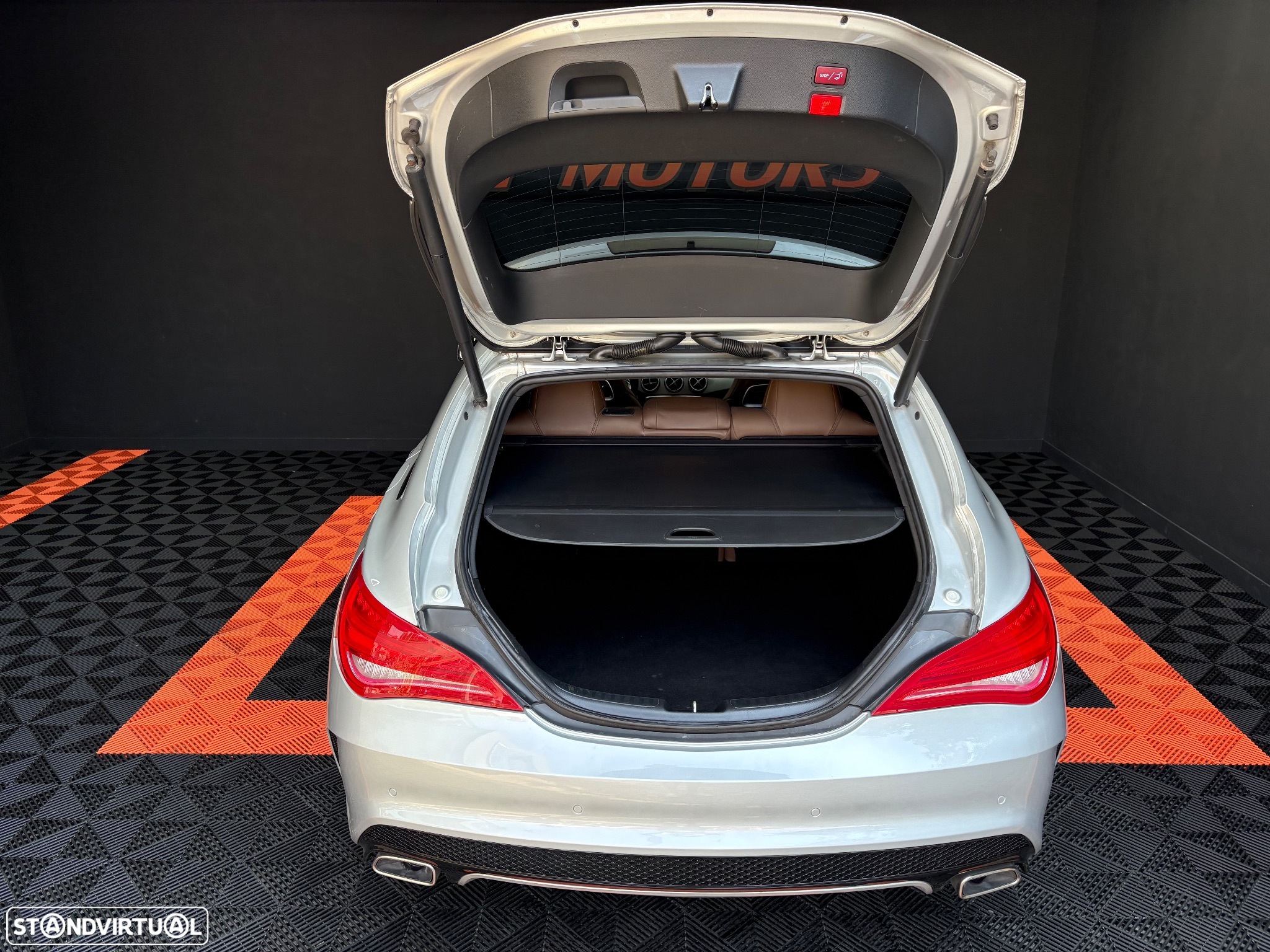 Mercedes-Benz CLA 220 d Shooting Brake AMG Line Aut. - 30