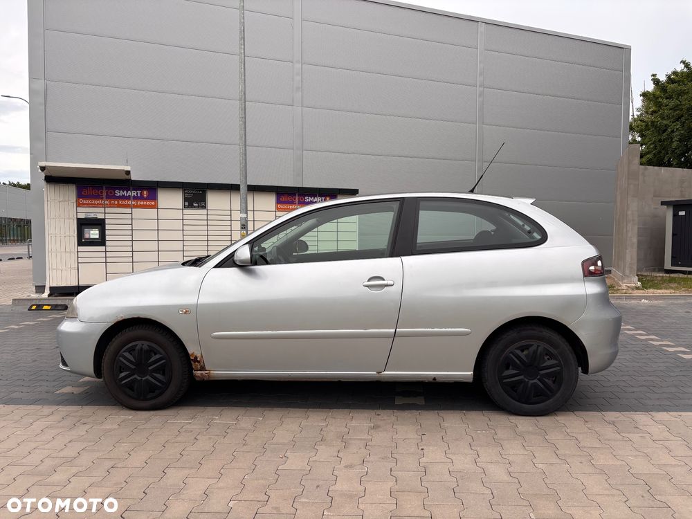 Seat Ibiza SC 1.4 16V Style - 4