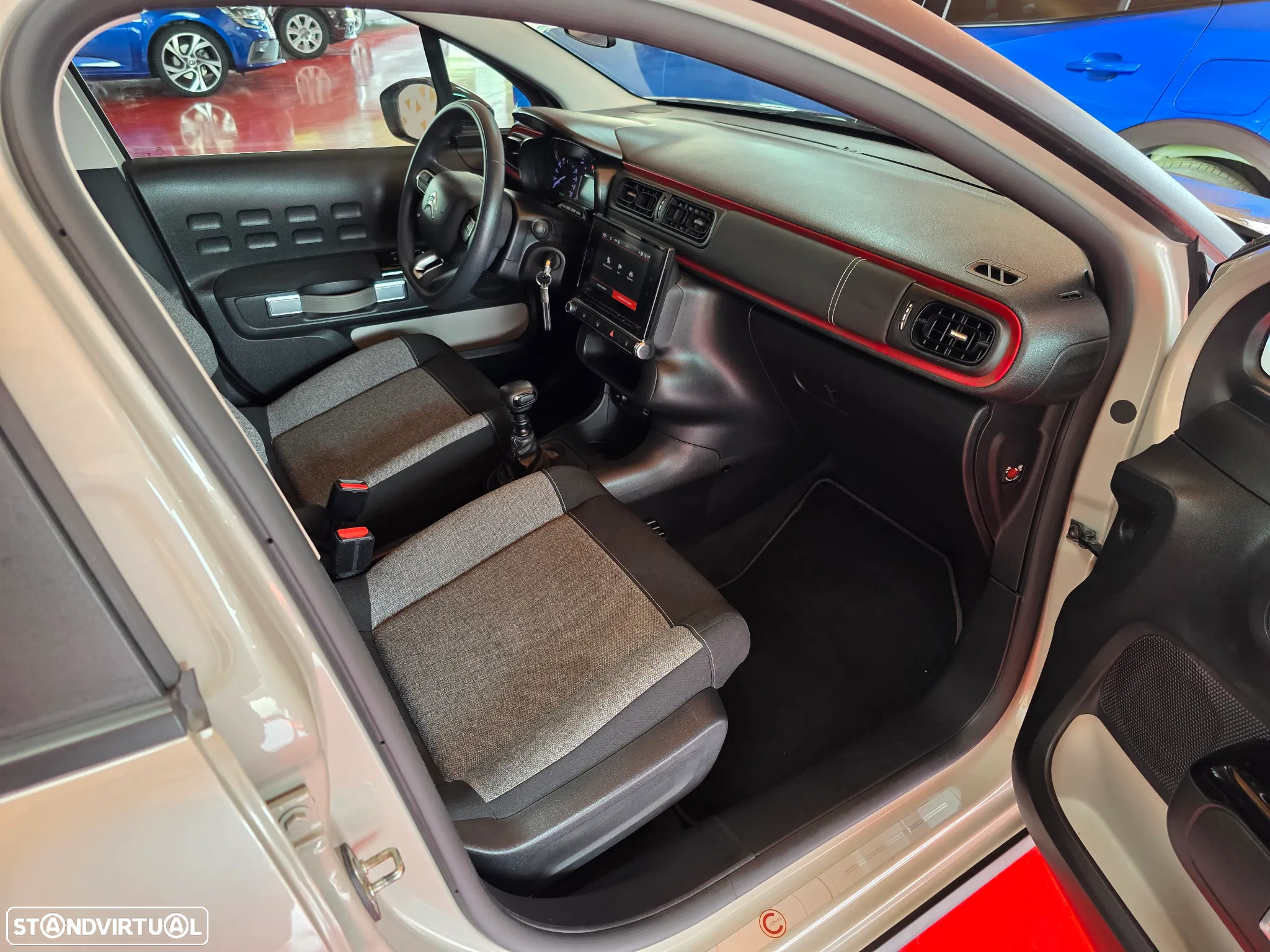 Citroën C3 1.2 PureTech C-Series - 37