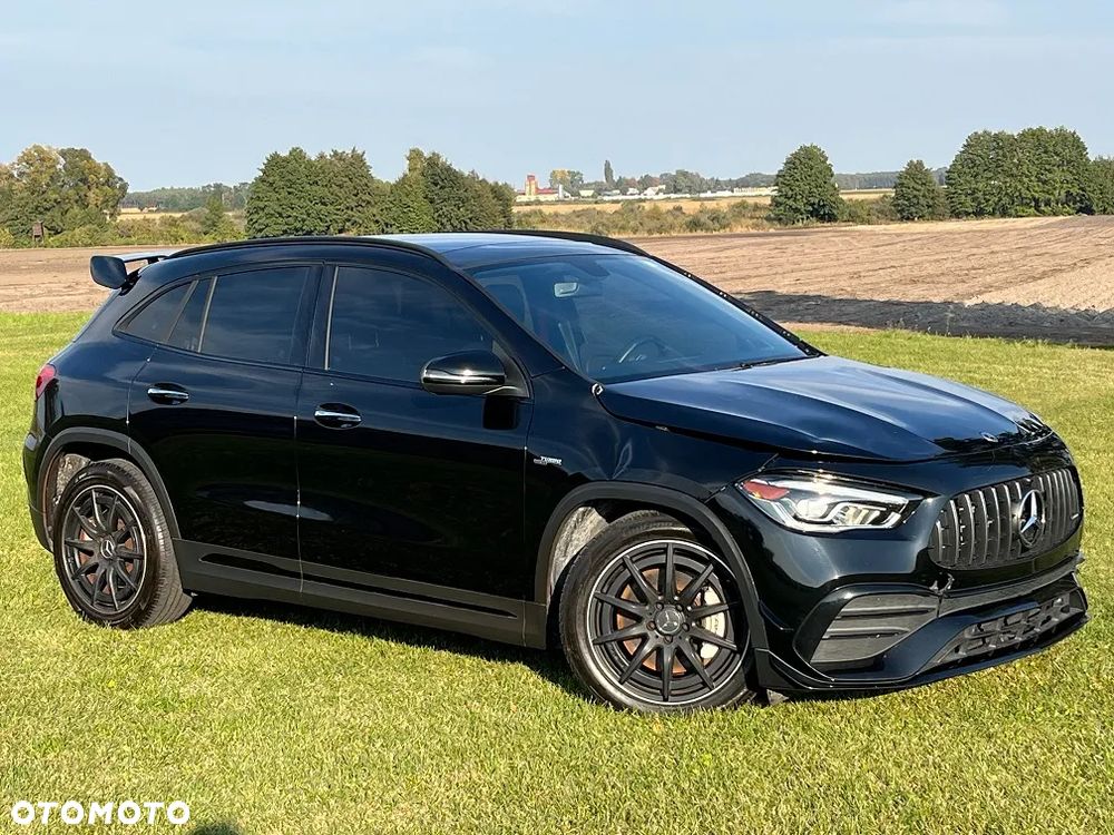 Mercedes-Benz GLA - 3