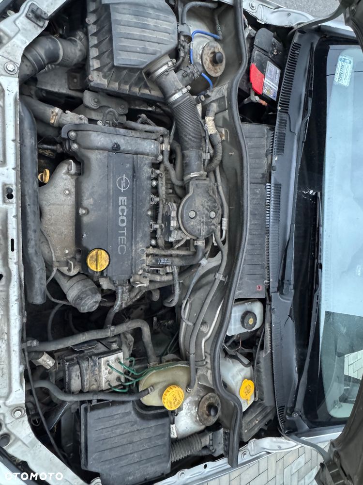 Opel Corsa - 8