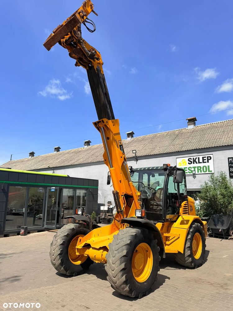 JCB TM 300 - 2