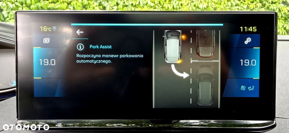 Peugeot 3008 1.6 PureTech HYbrid GT Line S&S EAT8 - 28