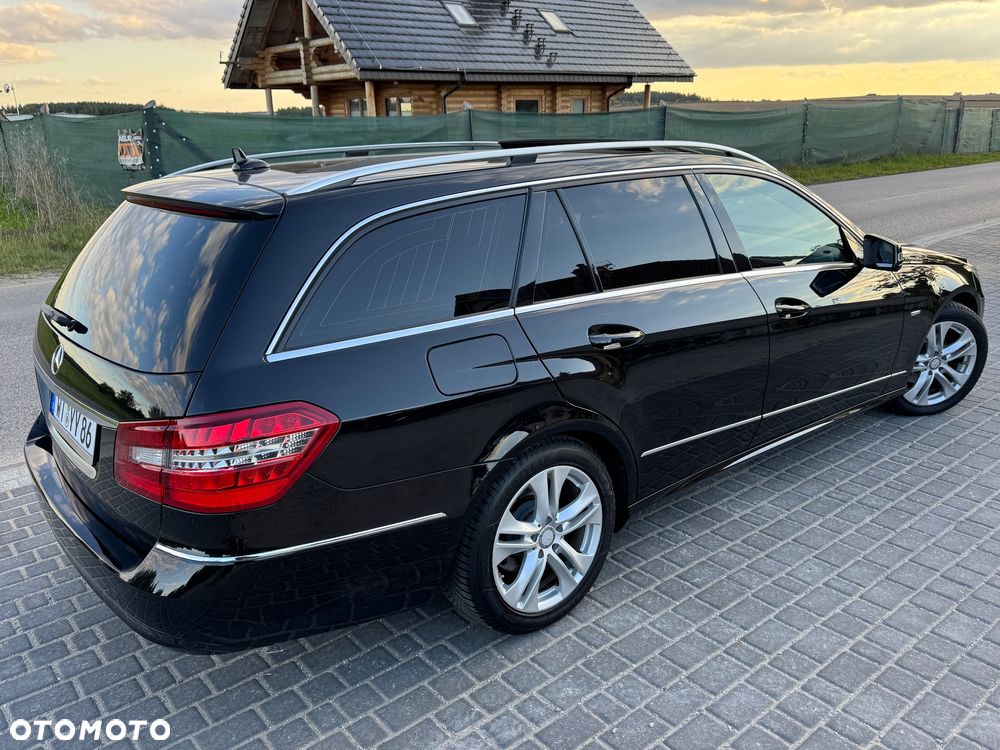 Mercedes-Benz Klasa E 200 CGI BlueEffICIENCY Avantgarde - 11