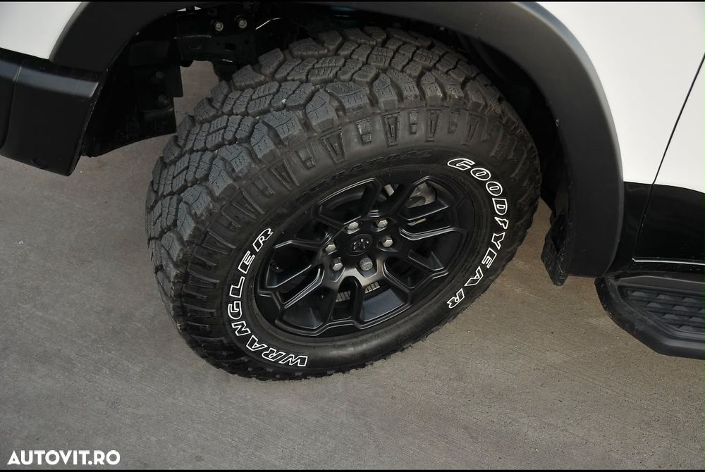 Dodge RAM - 30