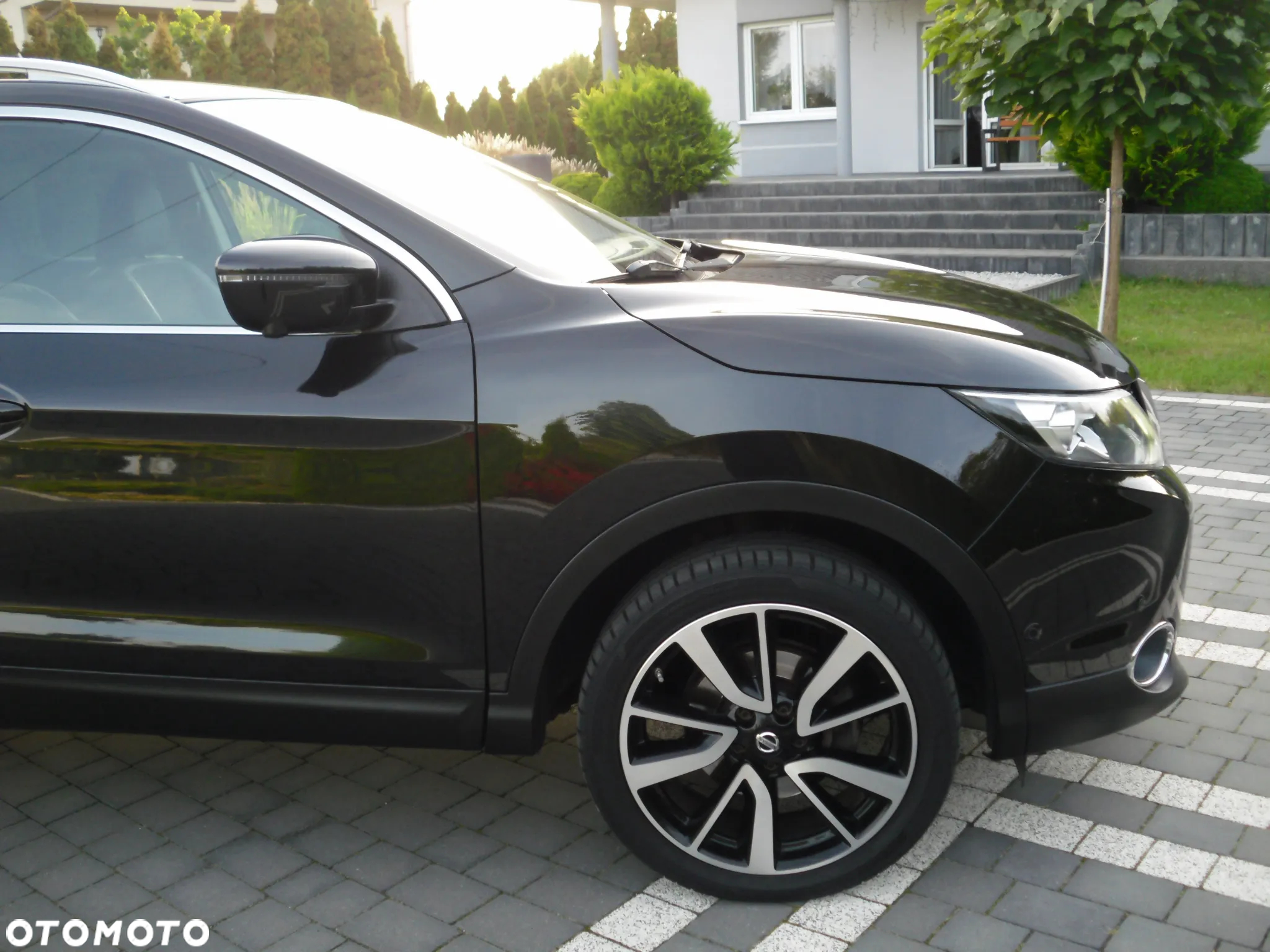 Nissan Qashqai 1.6 DIG-T TEKNA+ - 14