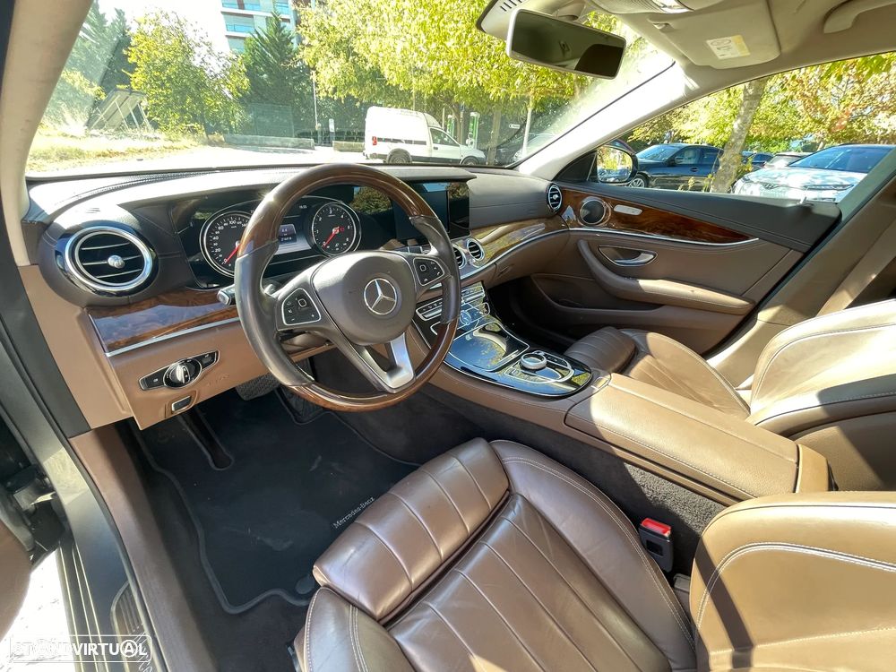 Mercedes-Benz E 220 - 12