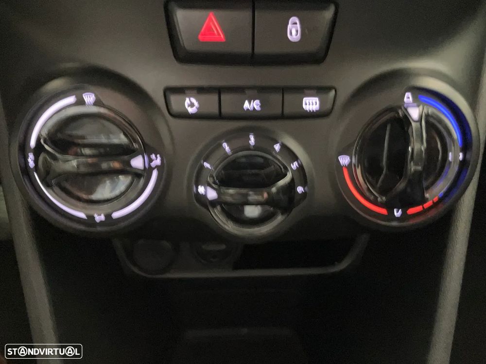 Peugeot 208 1.4 HDi Access - 18