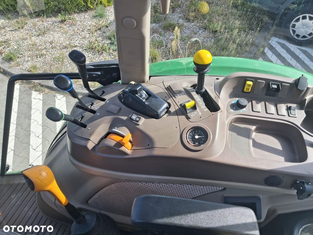 John Deere 5100M - 9