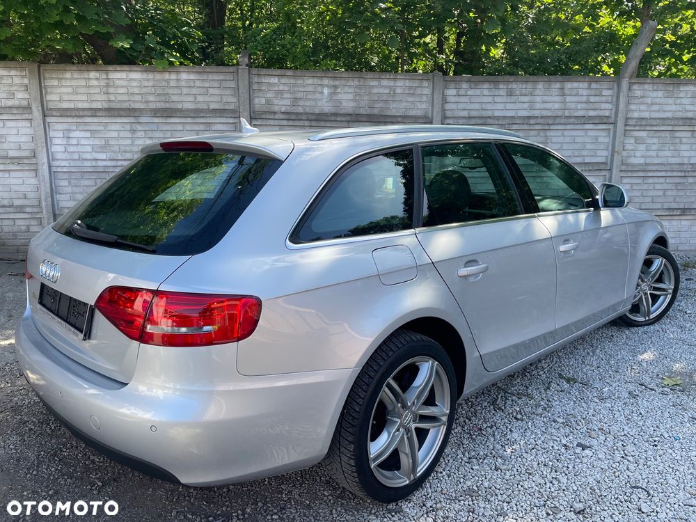 Audi A4 Avant 2.0 TDI DPF Attraction - 4