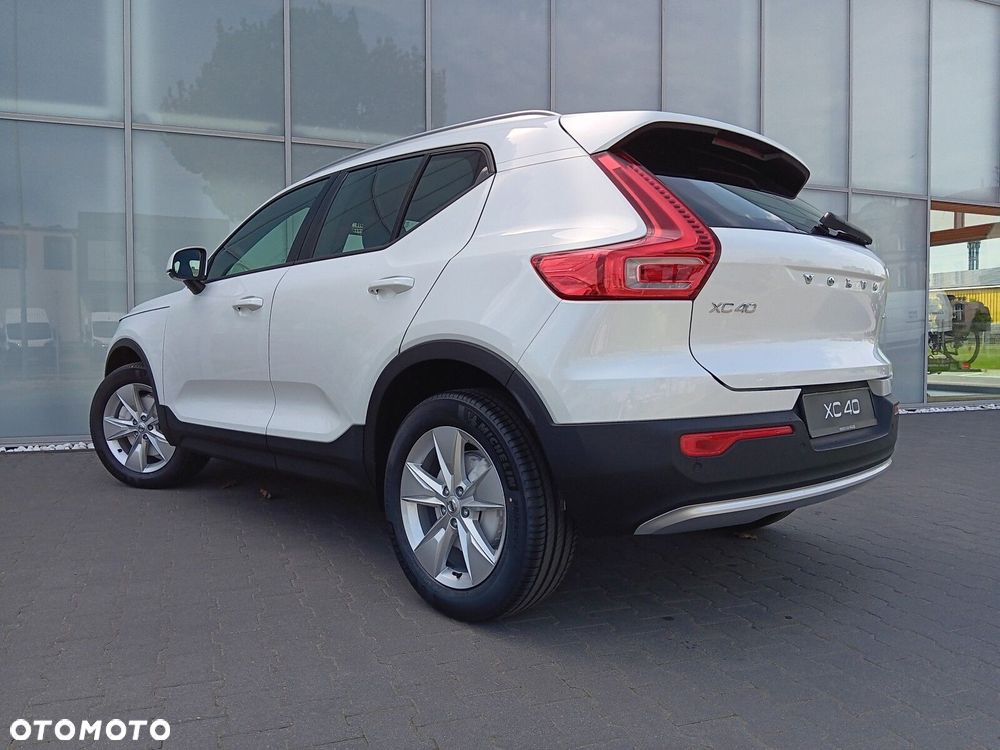 Volvo XC 40 - 6