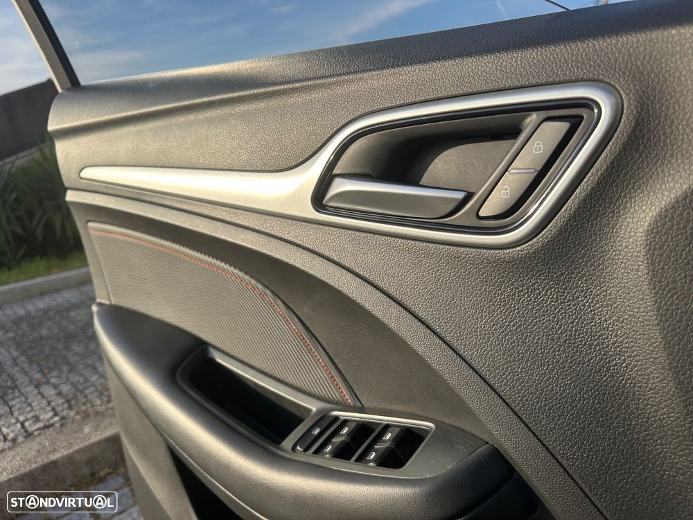 MG ZS 1.0 T-GDI Luxury - 31