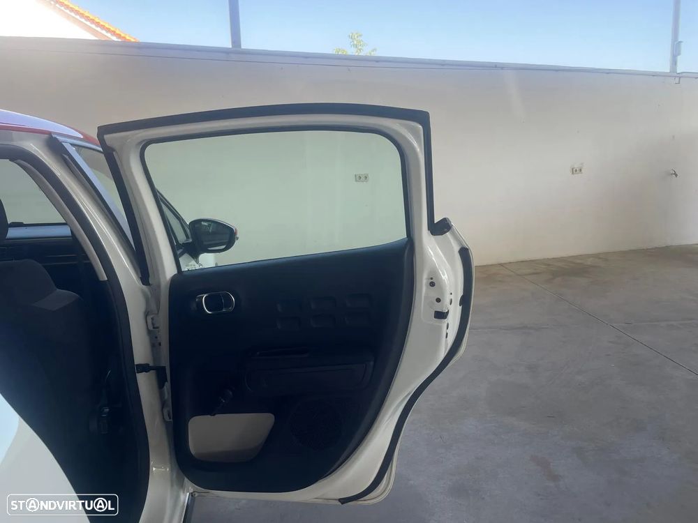 Citroën C3 1.2 PureTech C-Series - 24