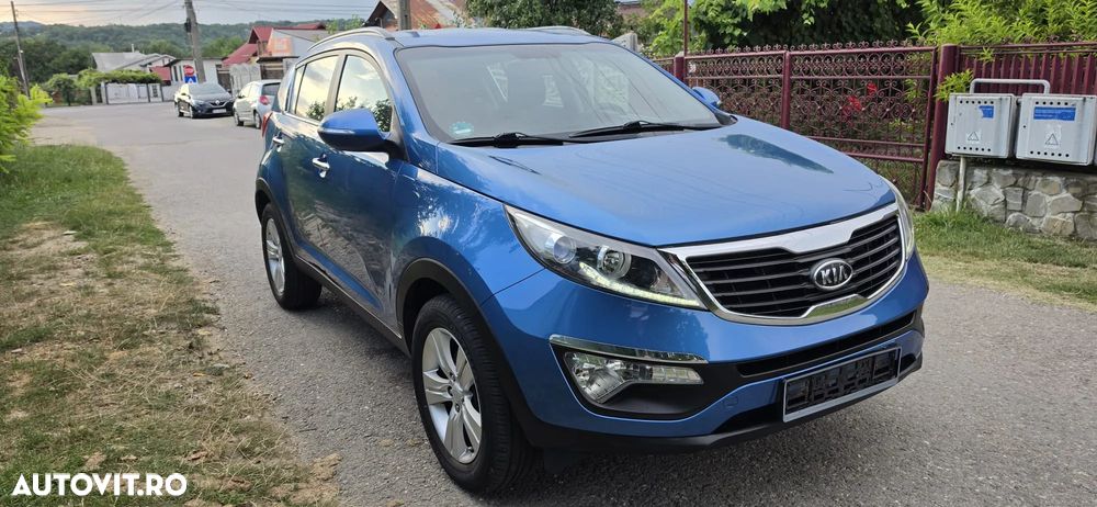 Kia Sportage 1.6 GDI 2WD Attract - 2
