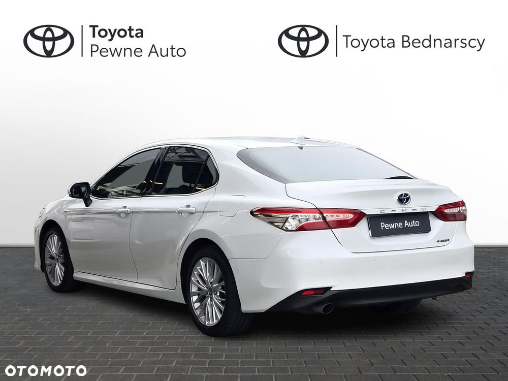 Toyota Camry 2.5 Hybrid Executive CVT - 3