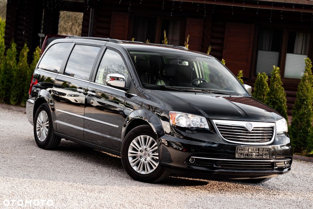 Lancia Voyager 3.6 Platinum - 5