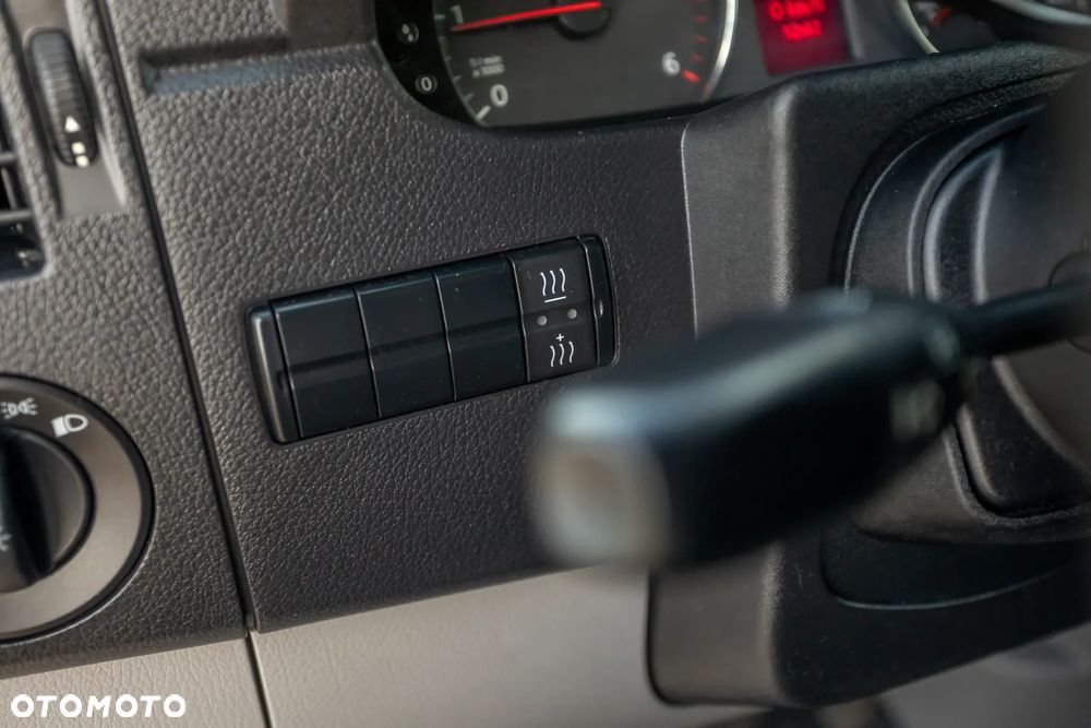 Volkswagen Crafter - 22