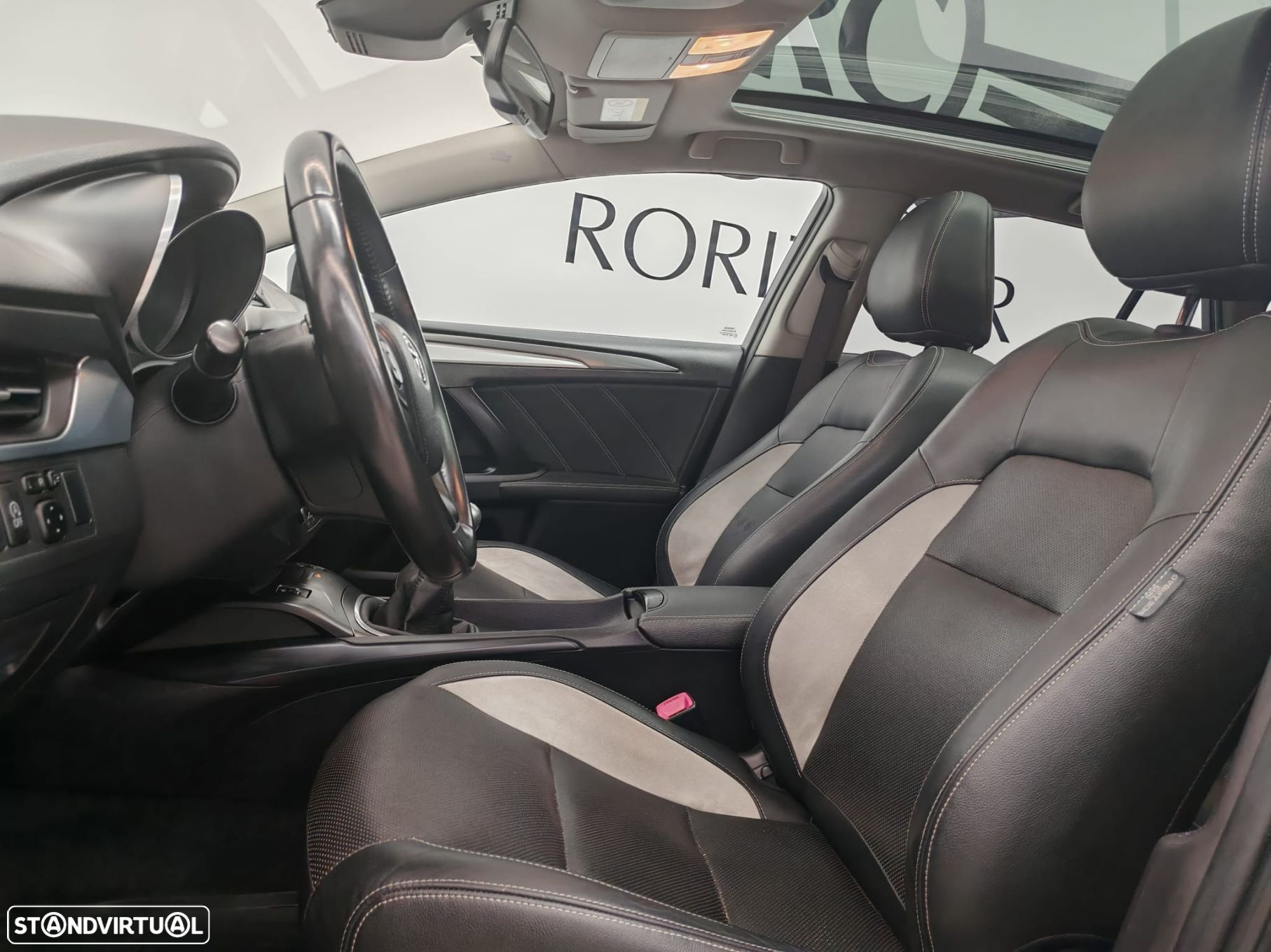 Toyota Avensis Touring Sports 1.6 D-4D Comfort - 7