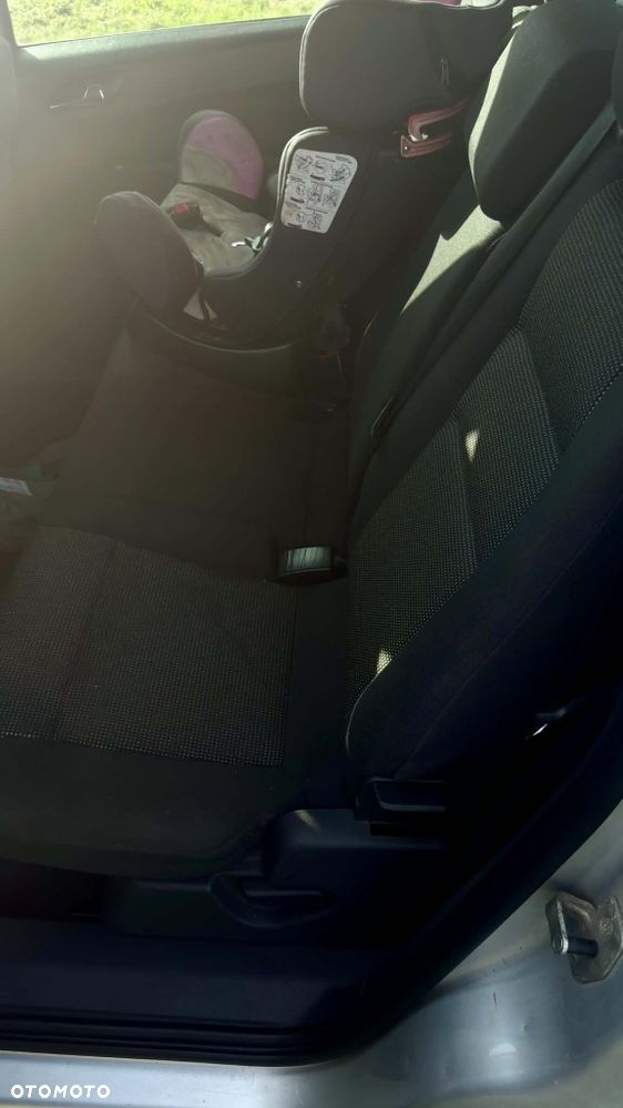 Opel Zafira - 6