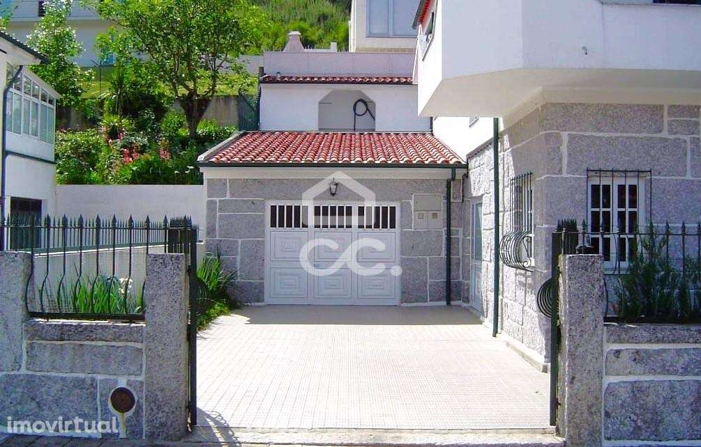 Moradia T5 em Mesão Frio - Guimarães - Grande imagem: 5/10