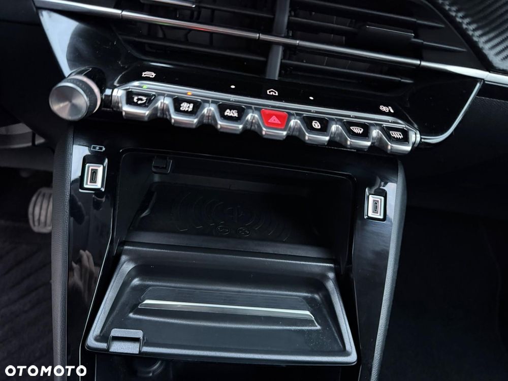 Peugeot 208 PureTech 100 Allure Pack - 15