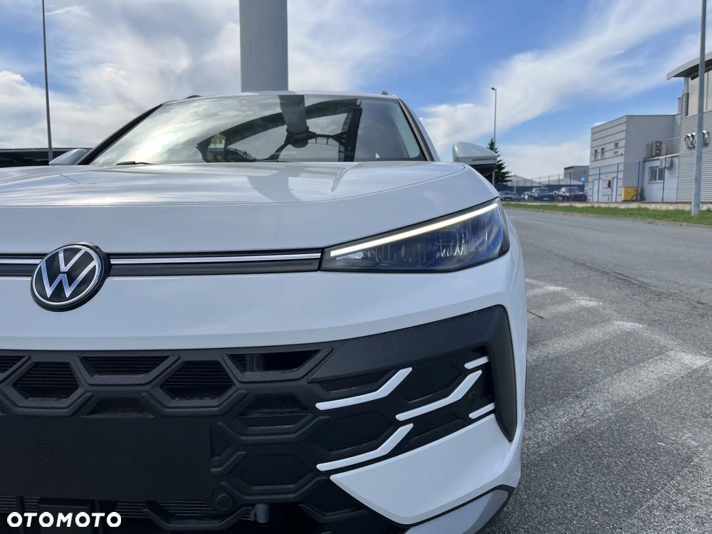 Volkswagen T-Roc 1.5 eTSI Life DSG - 23