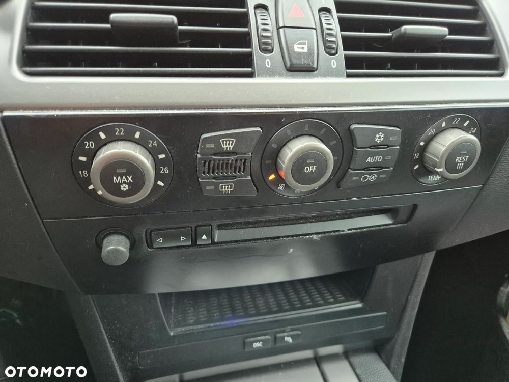 BMW Seria 5 520i - 13