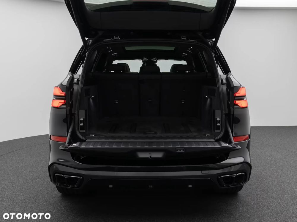 BMW X5 M M60i mHEV sport - 39