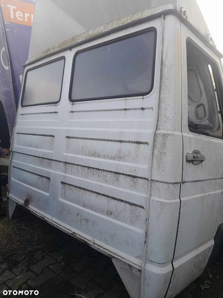 Kompletna kabina Iveco Daily !! TRANSPORT, CZĘŚCI , KAROSERIA !! - 8
