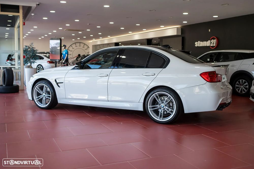 BMW 320 d Blue Performance Sport Line - 8