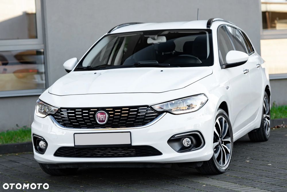 Fiat Tipo 1.4 T-Jet Lounge - 4