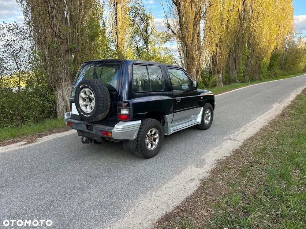 Mitsubishi Pajero - 3