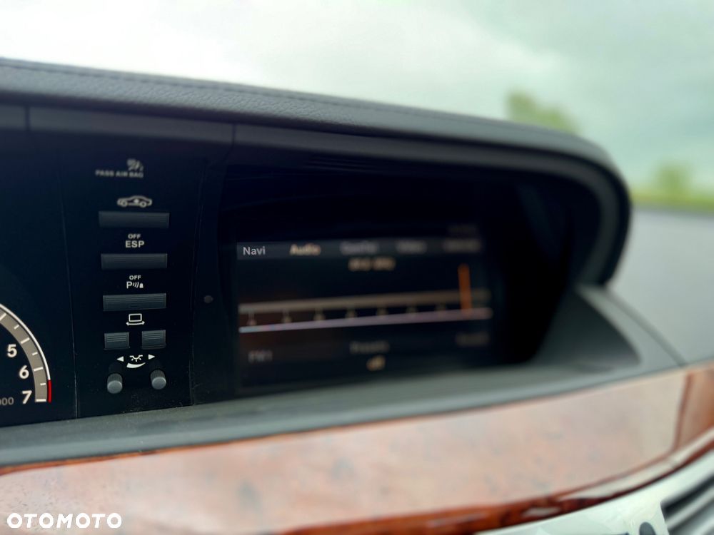 Mercedes-Benz Klasa S 500 7G-TRONIC - 28
