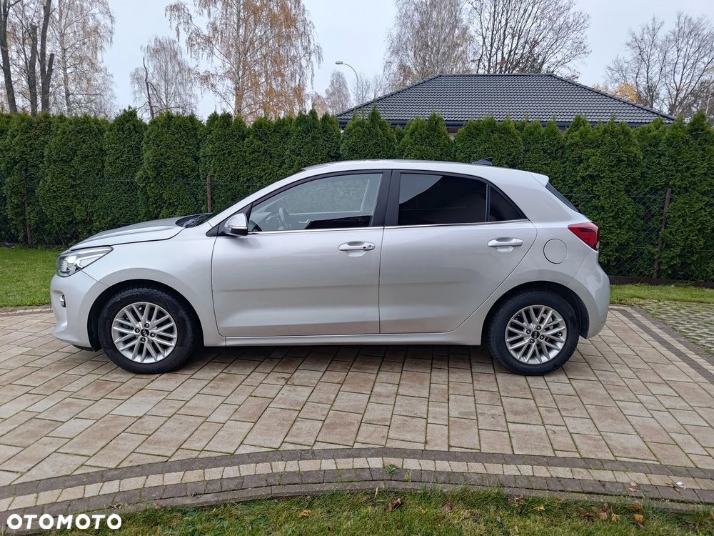 Kia Rio - 2