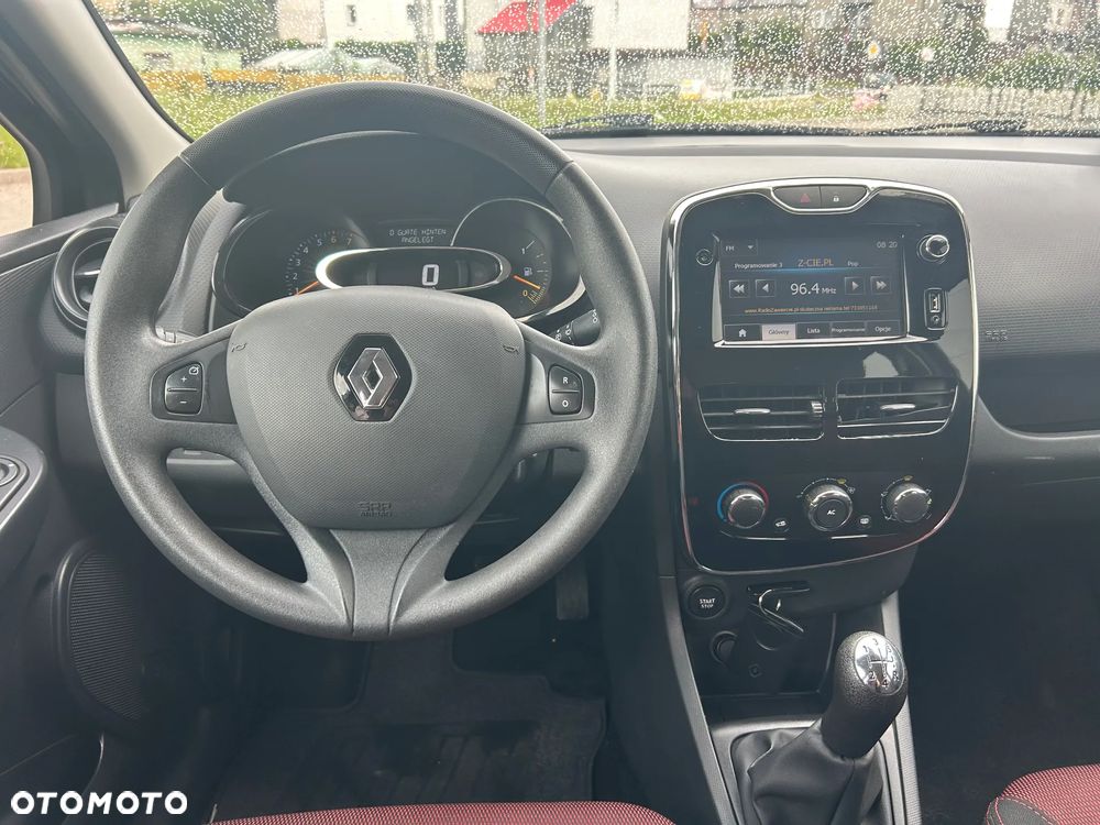 Renault Clio 1.2 16V 75 Business - 25