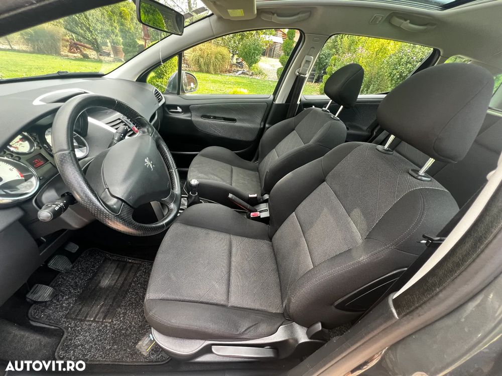 Peugeot 207 1.4 E Premium - 11