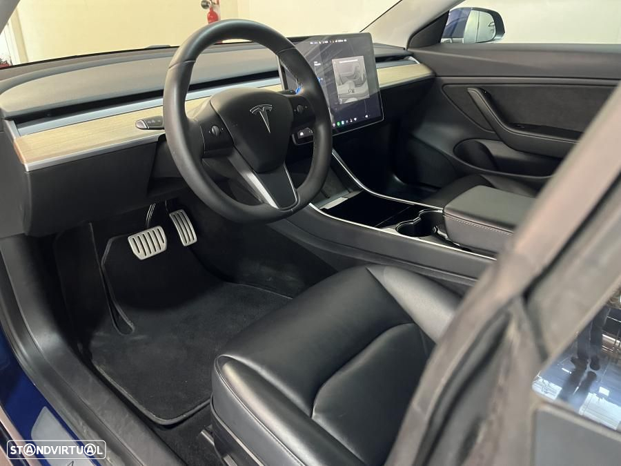 Tesla Model 3 Performance Dual Motor AWD - 12