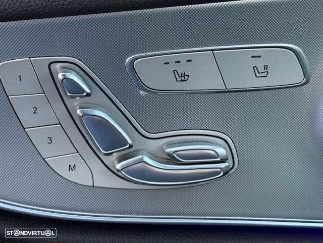 Mercedes-Benz E 220 d AMG Line - 48