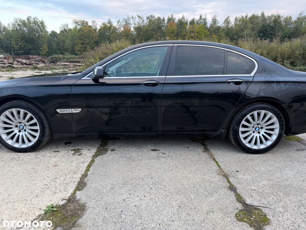 BMW Seria 7 740d xDrive - 3