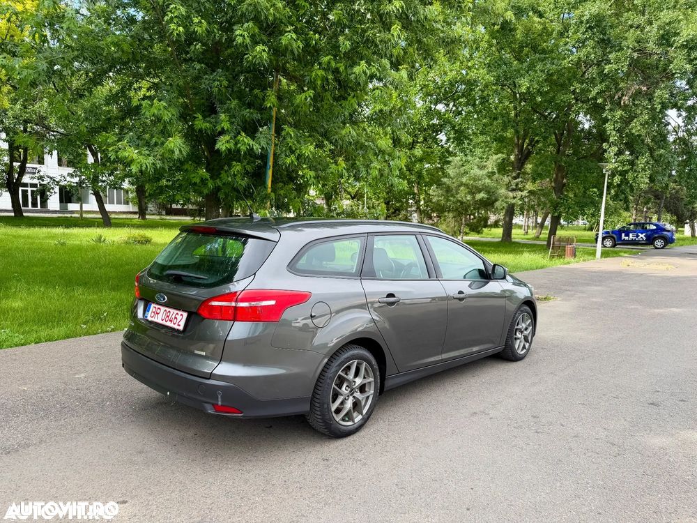 Ford Focus 1.0 EcoBoost Active - 4