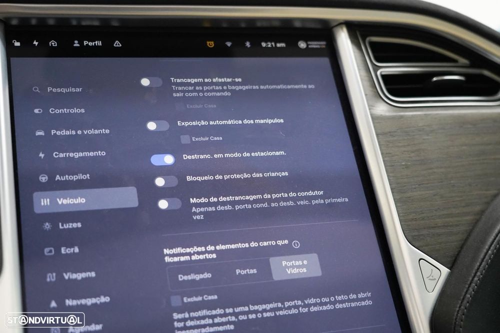 Tesla Model S 90D - 16