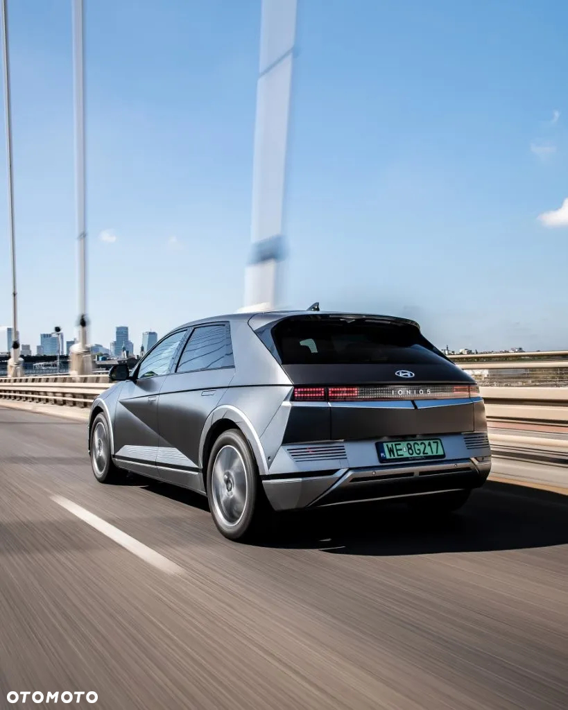 Hyundai IONIQ 5 - 11