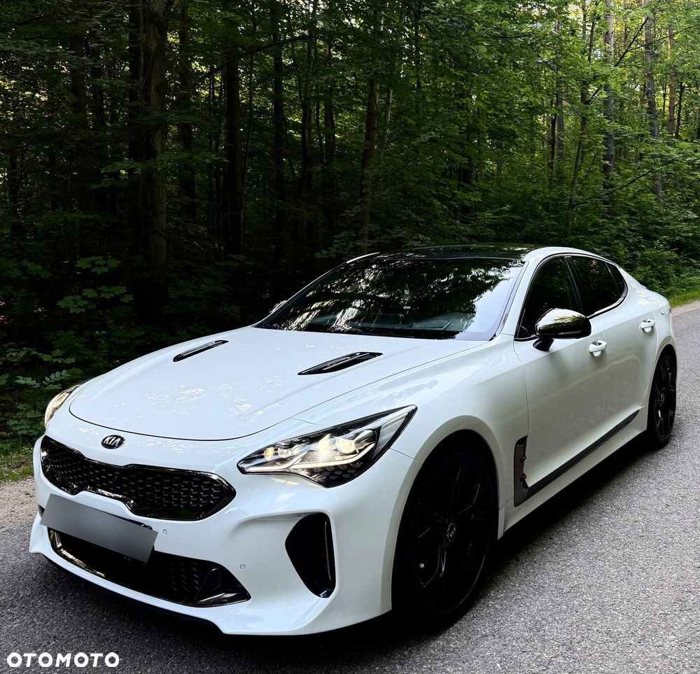 Kia Stinger - 3