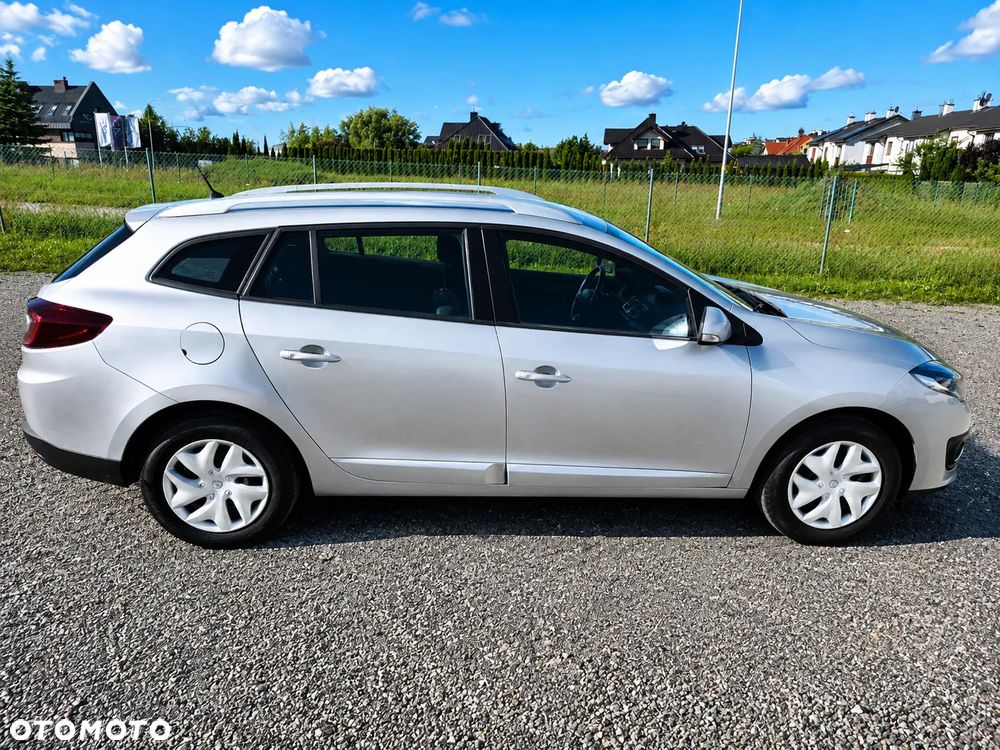 Renault Megane 1.5 dCi Energy Life EU6 - 4