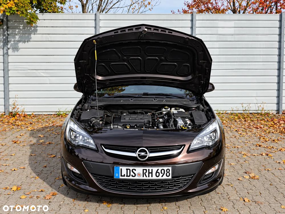 Opel Astra 1.4 Turbo Color Edition - 10