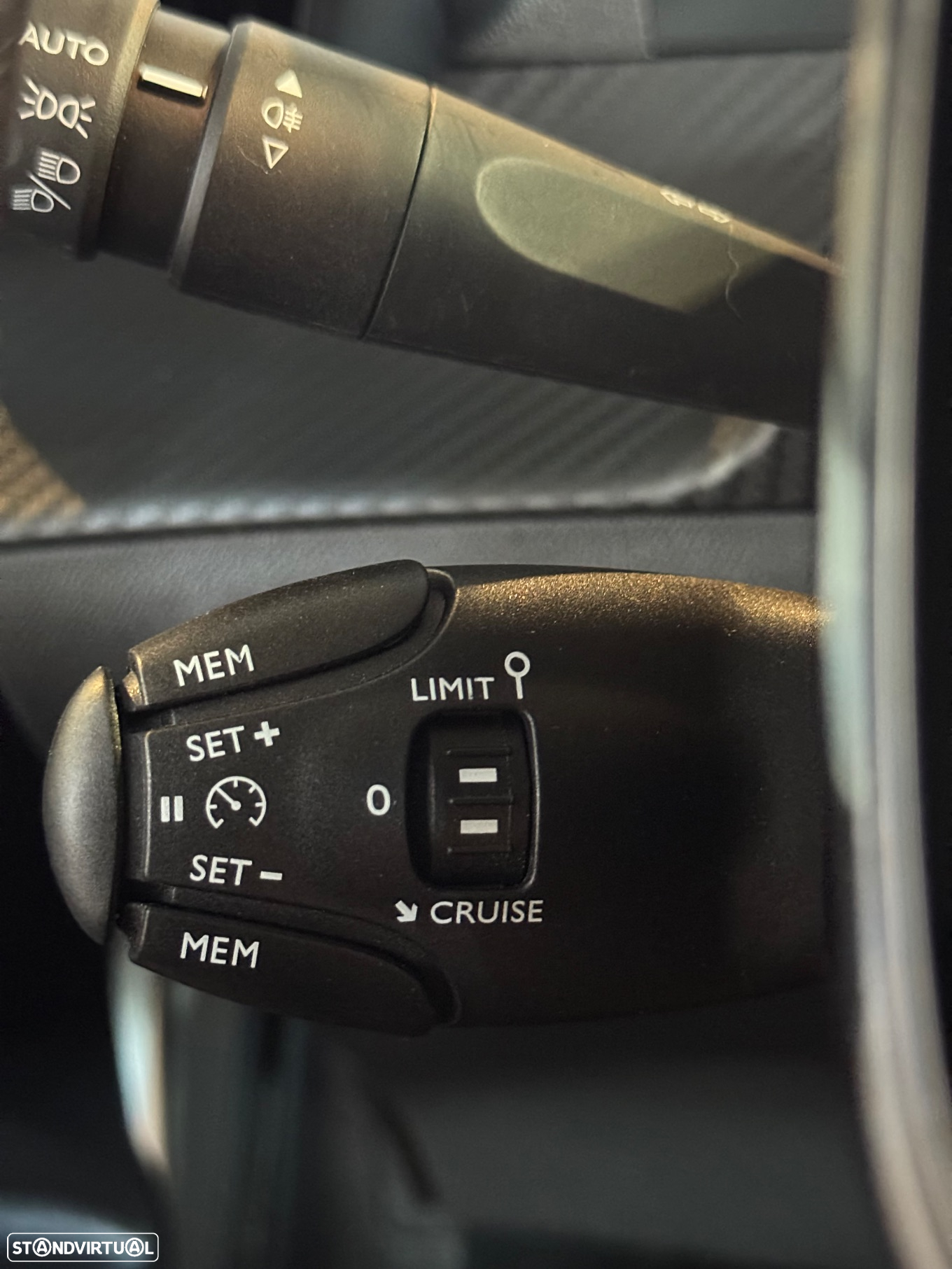 Peugeot 208 1.5 BlueHDi Active - 11