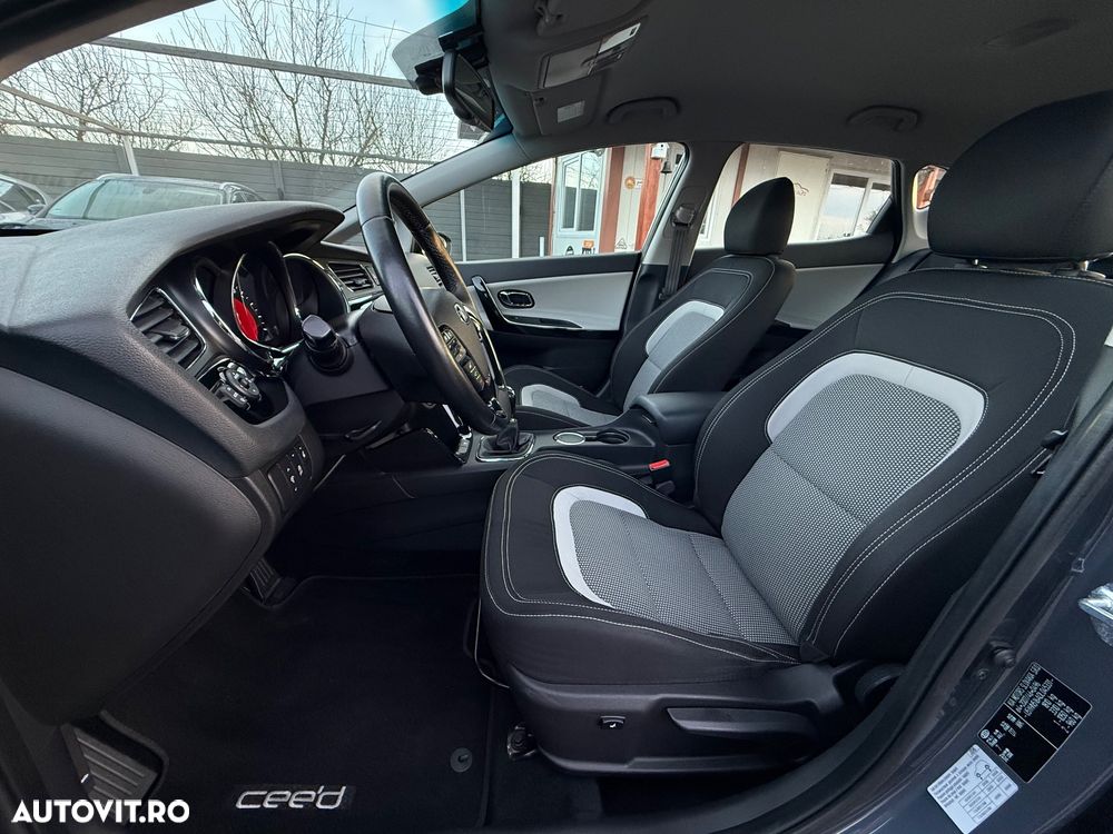 Kia Ceed 1.6 CRDi ISG Mind - 7