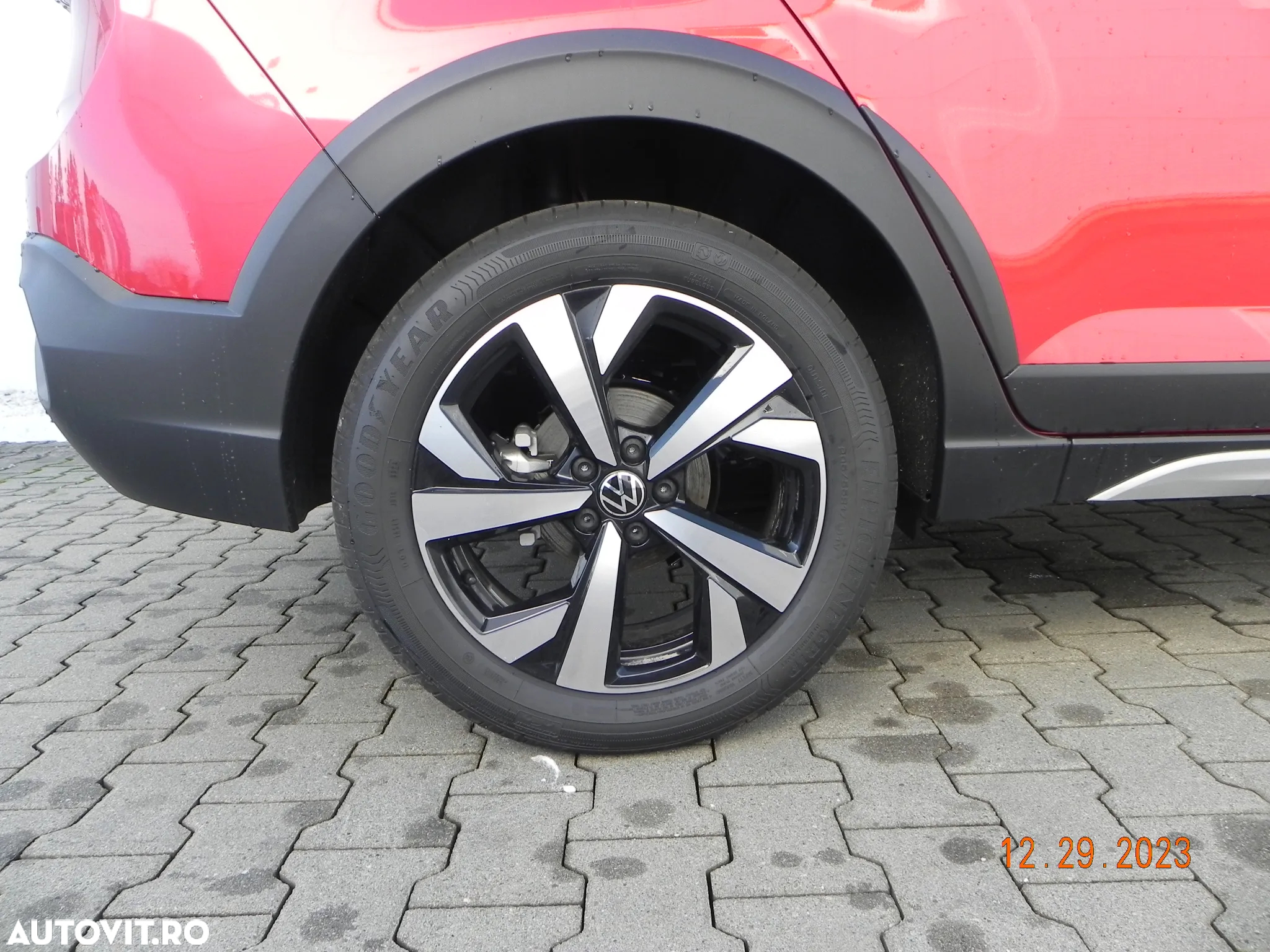 Volkswagen Taigo 1.0 TSI DSG Style - 8
