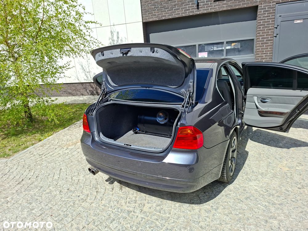 BMW Seria 3 - 11